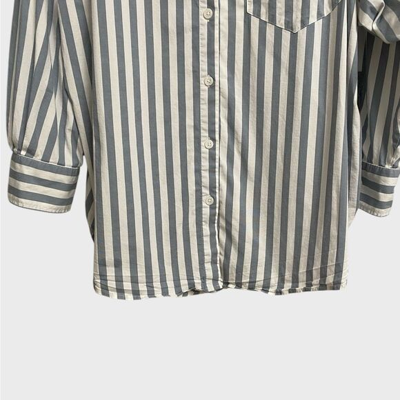 Ava & Viv Striped Button Up Shirt Women's Size 1X Grey White Collared Pocket - Picture 9 of 16